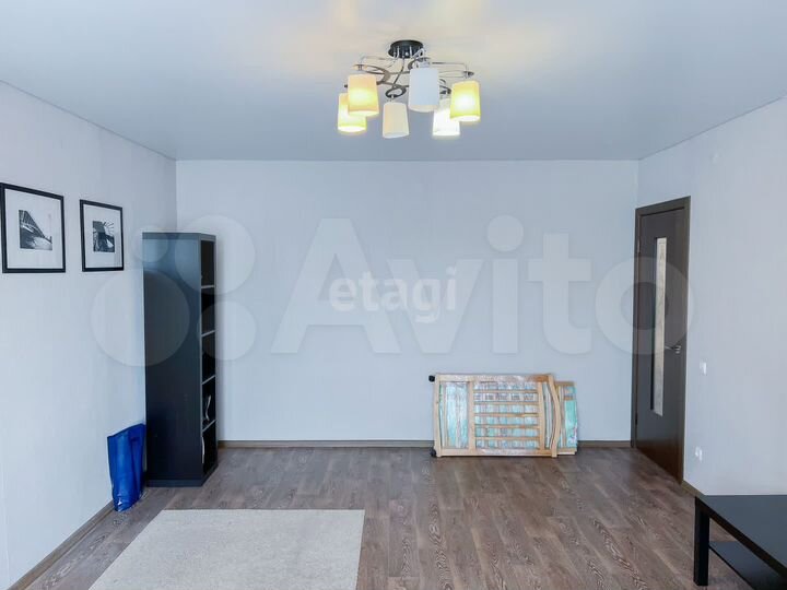 2-к. квартира, 75,7 м², 2/10 эт.