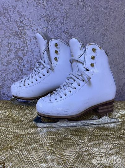 Коньки для фигурного катания