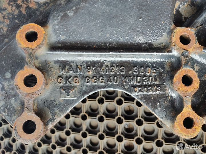 81413133005 Кронштейн рессоры передней левый