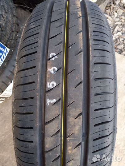 Roadstone Eurovis Sport 04 185/60 R14