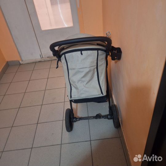 Коляска прогулочная детская