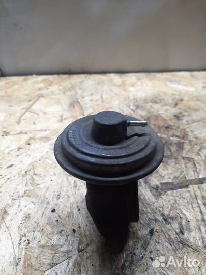 Клапан EGR Chrysler Voyager минивэн 2.5 ENJ 2003