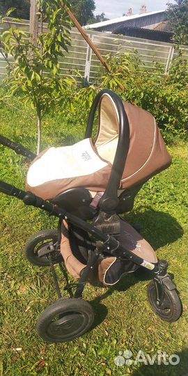 Коляска 3 в 1 Zippy