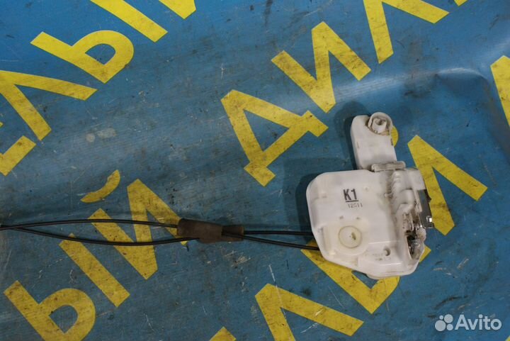 Замок передней левой двери Mitsubishi ASX