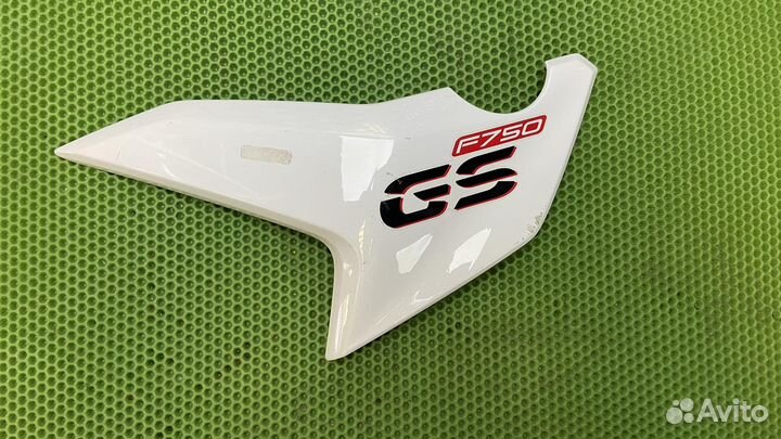 Накладка радиатора Л BMW