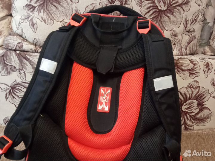 Школьный рюкзак