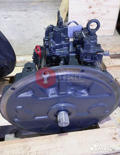 Основной насос Hitachi ZX200