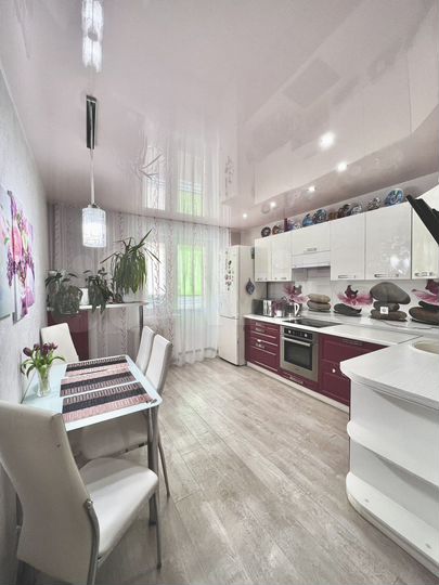 2-к. квартира, 60 м², 6/9 эт.