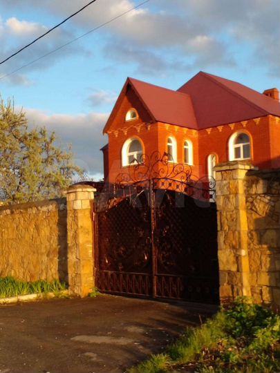 Коттедж 245 м² на участке 16,5 сот.