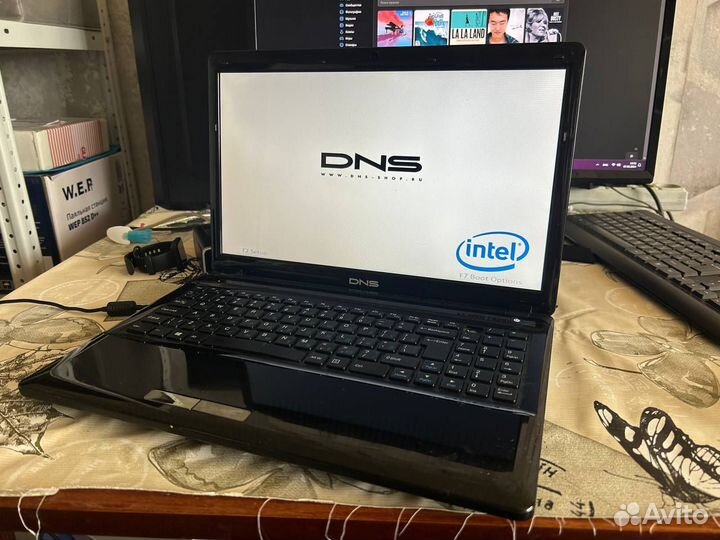 Ноутбук DNS W253ELQ