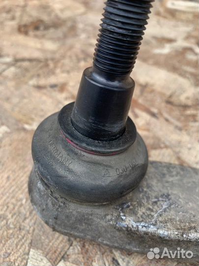 Рычаг подвески передний левый Audi А6 C6 2.8 CCE