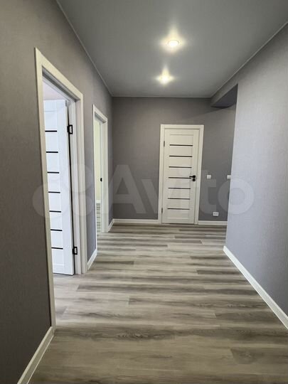 2-к. квартира, 71 м², 1/5 эт.