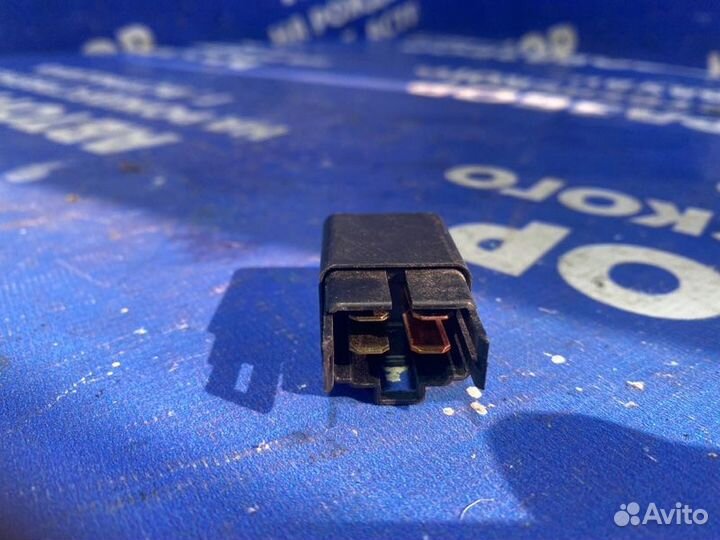 Реле Mitsubishi Pajero 2 внедорожник 4M40 1998