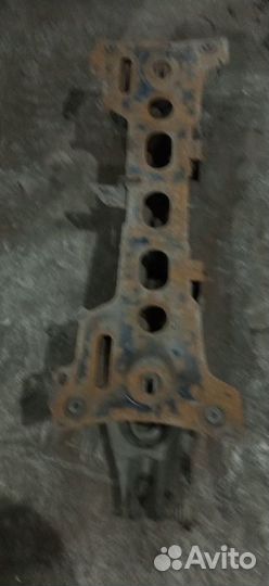 Балка подвески задняя Peugeot 406