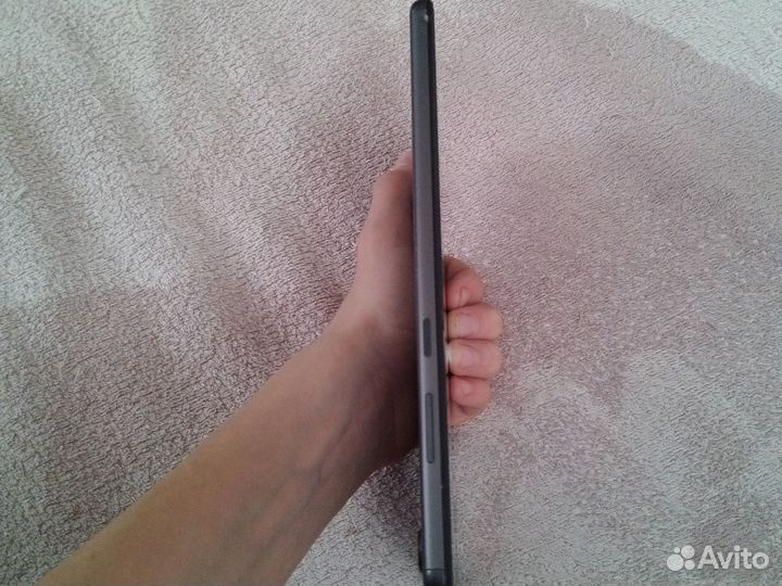 Lenovo TB-8505F