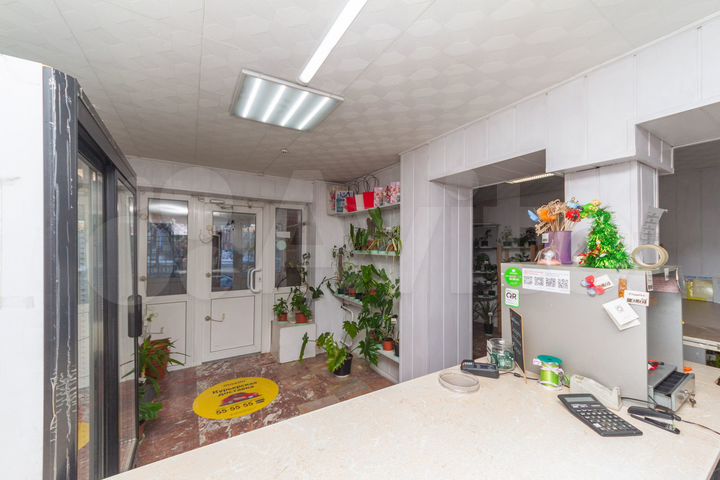 1 этаж, красная линия, 75.5 м²