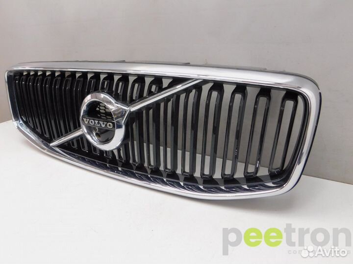 Б/У Б/У Решетка радиатора 31425533 volvo