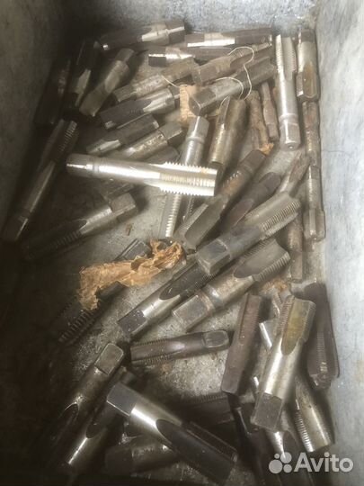 Метчики метрические,трубные