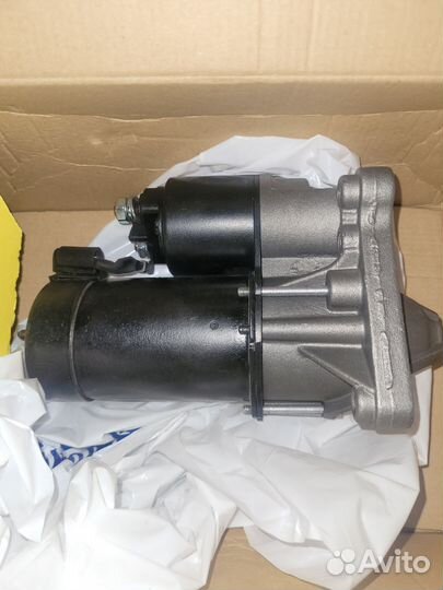 Стартер Renault clio Kangoo Laguna Megane Scenic