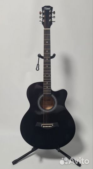 Акустическая гитара полноразмерная