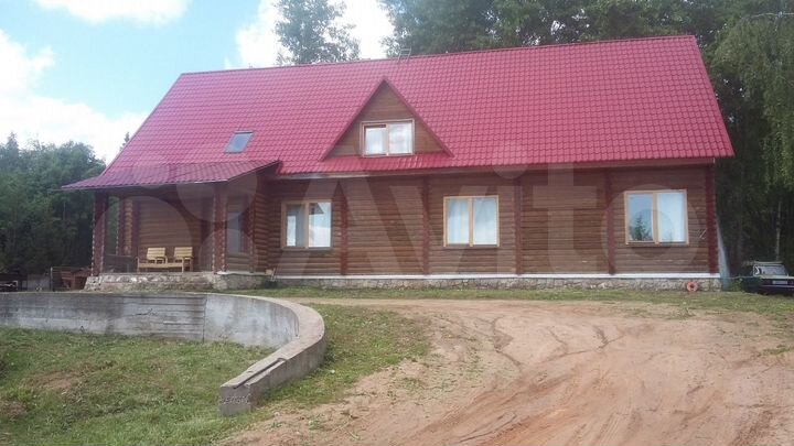 Дом 400 м² на участке 3,79 га