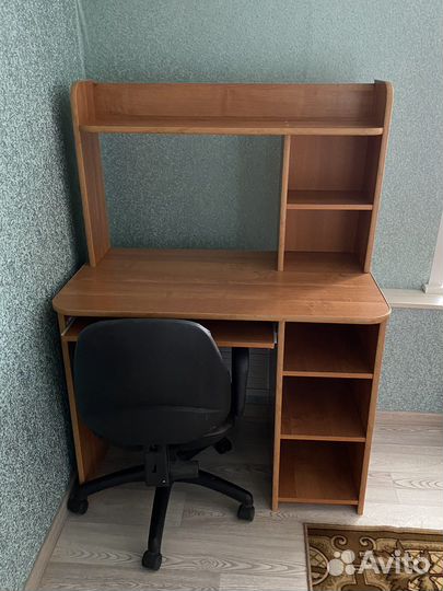 Компьютерный стол + стул
