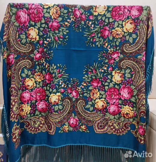 Платок на голову и плечи