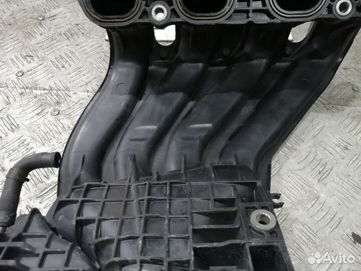 Коллектор впускной HR16DE 1.6L Nissan