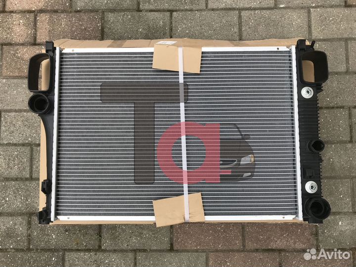 Радиатор Mercedes W221 и W216