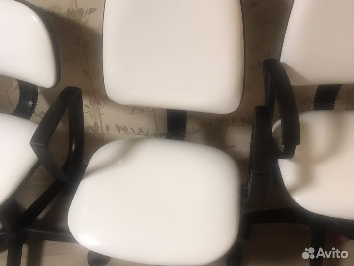 Стул бюрократ