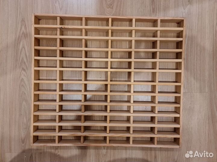 Полки для моделей