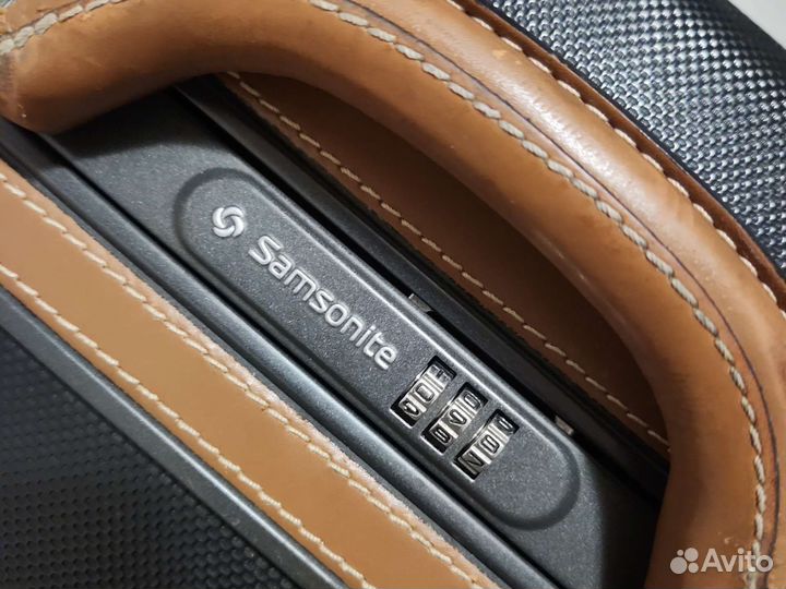 Чемодан samsonite