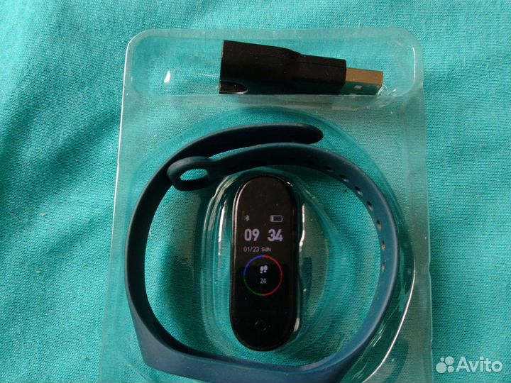 Фитнес браслет М 4