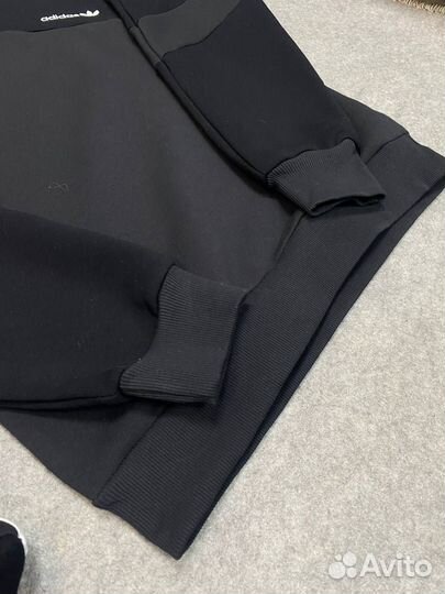 Спортивный костюм Adidas