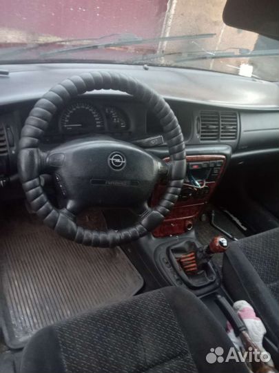Opel Vectra 2.0 МТ, 1998, 400 000 км