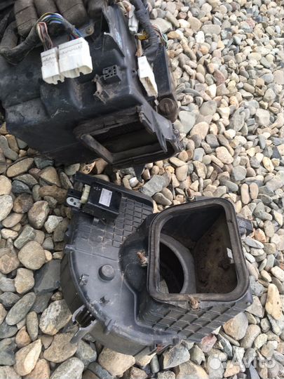 Toyota Hiace 1999 KZH106 печка в сборе под климат