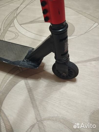 Самокат трюковой