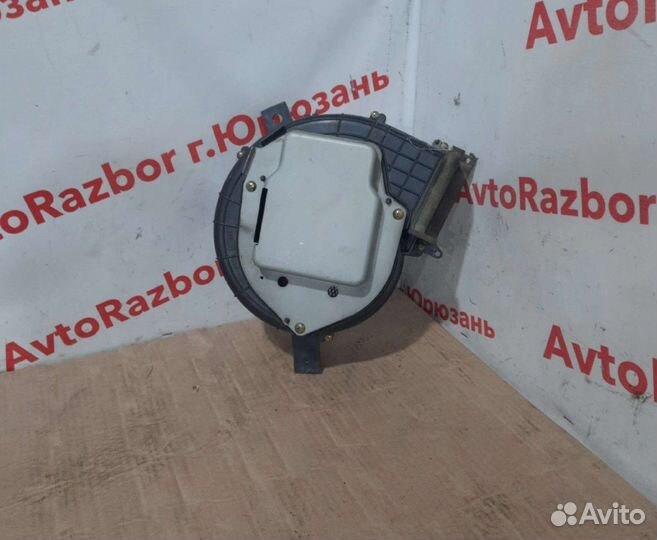 Корпус доп. отопителя Nissan Presage