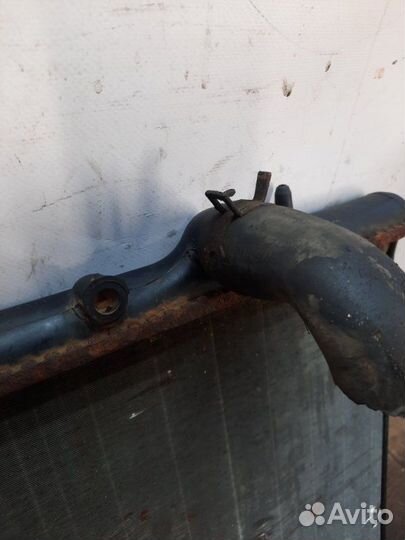 Радиатор основной Peugeot 307 хэтчбэк 5 дв. 1.6