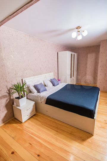 2-к. квартира, 56 м², 1/5 эт.