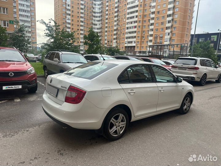 Skoda Rapid 1.6 AT, 2014, 259 300 км