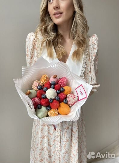 Букеты из клубники в шоколаде