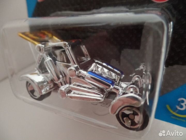 Машинка 1:64 Maisto / Rik&Rok Skooter