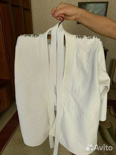 Кимоно Hirosaki 380 для дзюдо + белый пояс