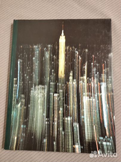 Книга на английском языке о городе Нью Йорк