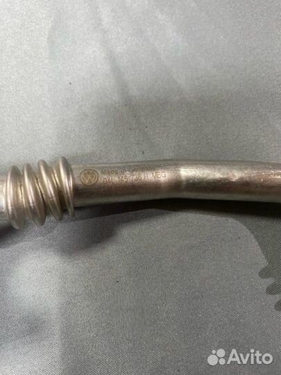 Трубка слива масла с турбины Volkswagen Tiguan