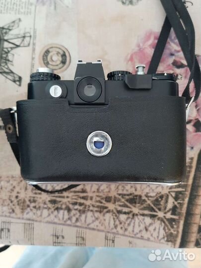 Зеркальный пленочный фотоаппарат Zenith (Зенит)