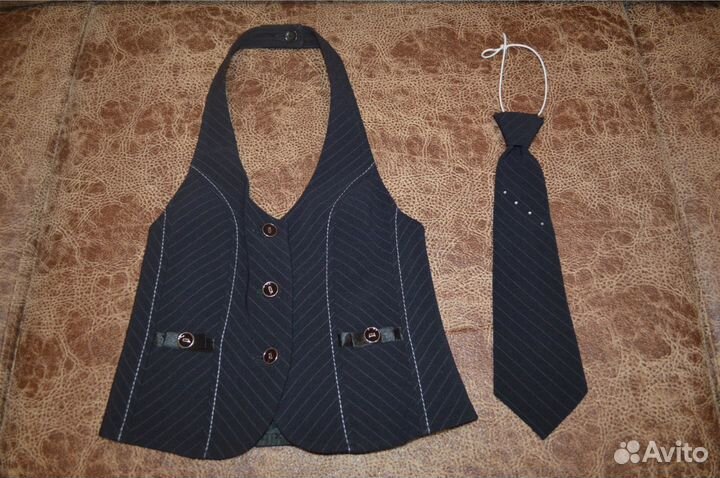 Школьный костюм