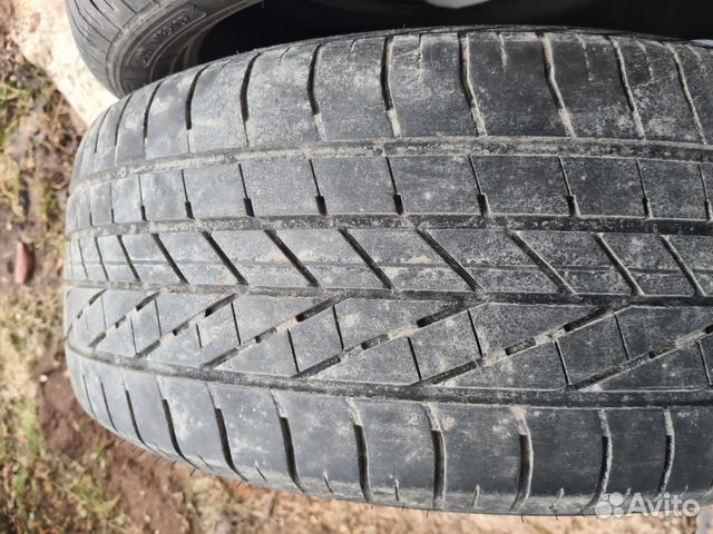 Goodyear Excellence 255/45 R20
