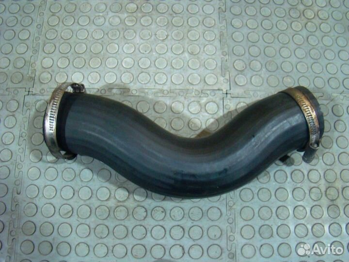 KIA Sportage 3 Патрубок интеркулера